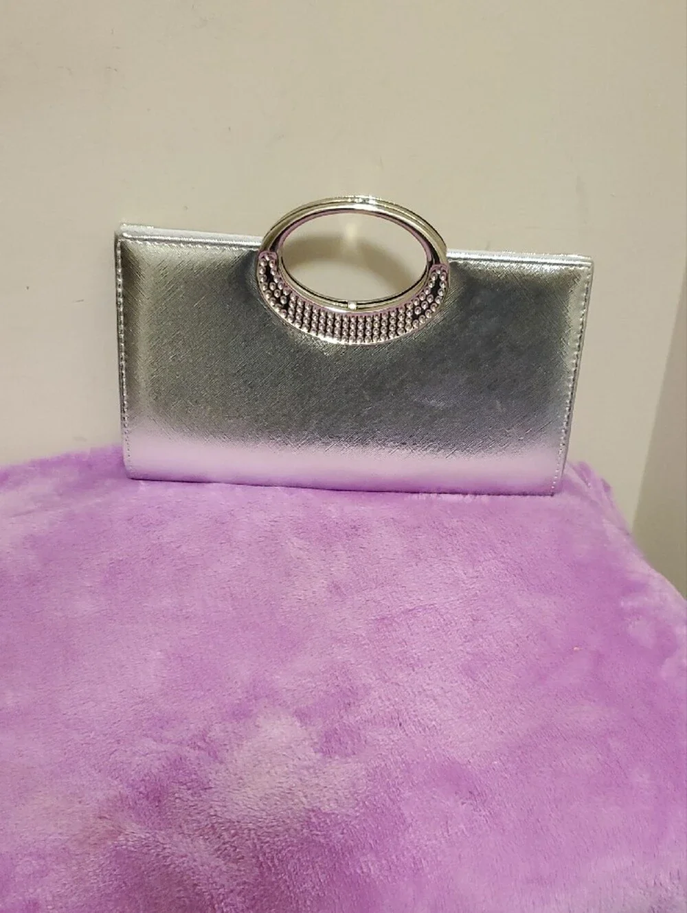 PrettyLittleThing Silver Crystal Embellished Clutch